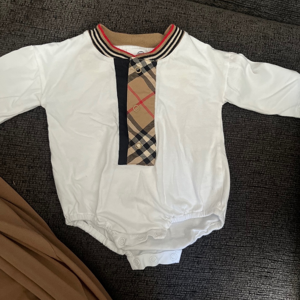 Burberry long sleeve onsie shirt